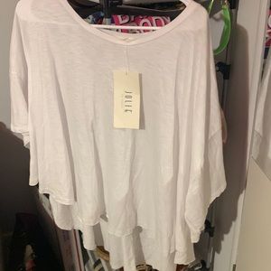 NWT Jolie high low white tshirt